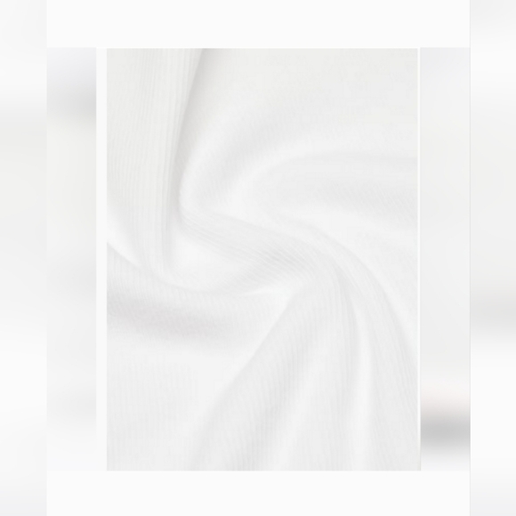 NWT Aritzia White Top and Black Bottom Bundle - Picture 2 of 7